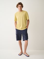 Jaune - Ajustement régulier - T-shirt léger teint en pièce - Image 2 de 8