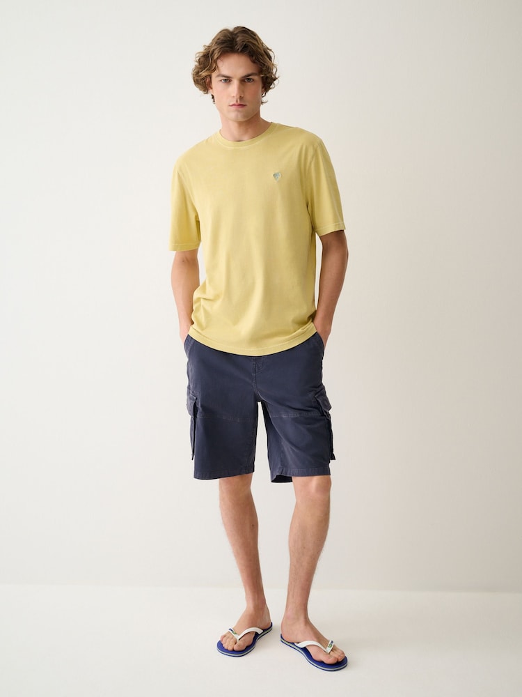 Jaune - Ajustement régulier - T-shirt léger teint en pièce - Image 2 de 8