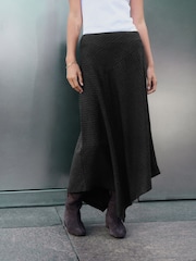 פסים דקיקים בצבע אפור - Asymmetric Hem Midi Skirt - תמונה 3 מתוך 8