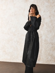 Rockett St George Black Animal Print Jacquard Satin Robe - Image 5 of 9