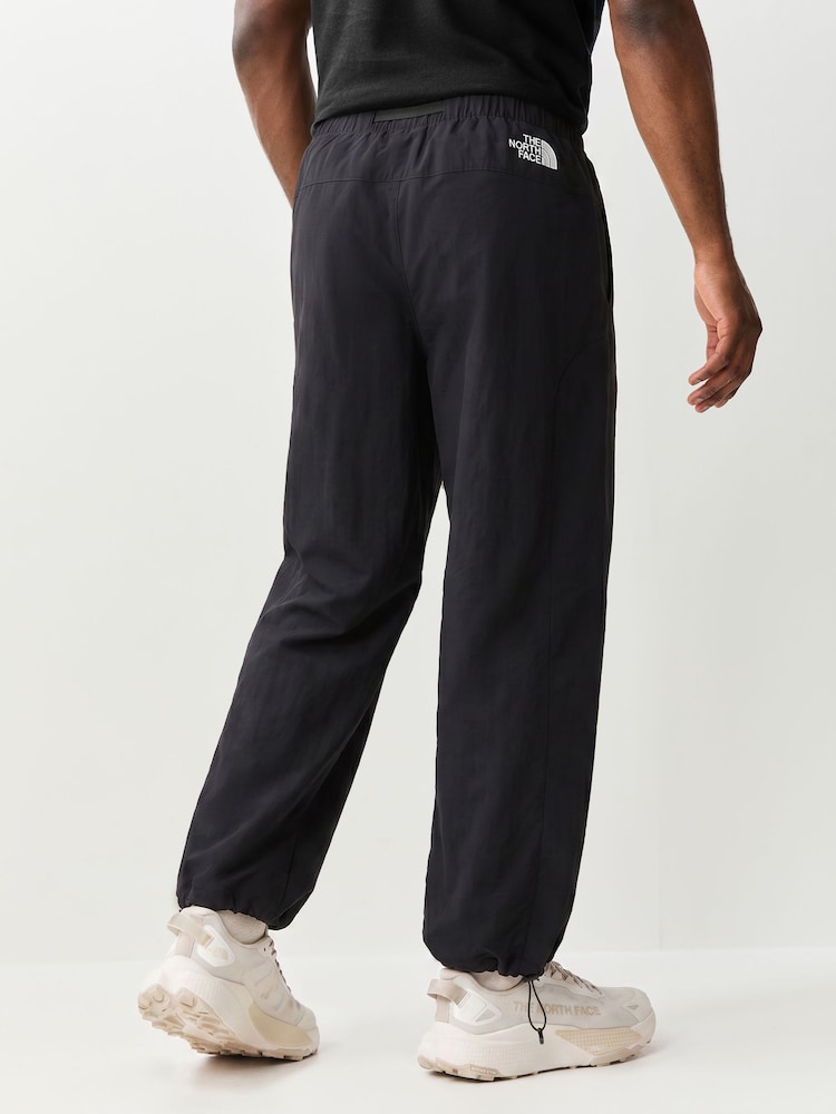 Schwarz - The North Face Unisex Belted Wide Leg Joggers - Bild 2 von 5 Schwarz - The North Face Unisex Belted Wide Leg Joggers - Bild 2 von 5
