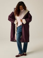 Albornoz de cambio impermeable de adulto de Regatta - Imagen 4 de 12