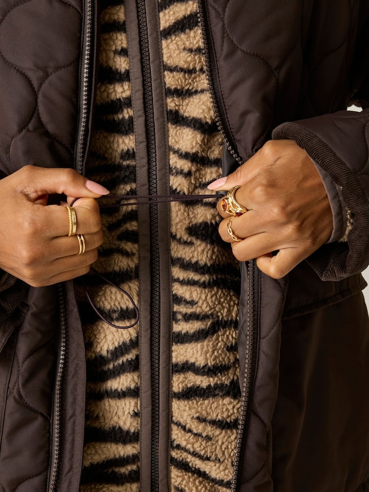 Regatta Brown Amira Quilted Jacket - Image 9 of 9 Regatta Brown Amira Quilted Jacket - Image 9 of 9
