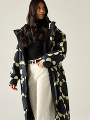 Regatta Black Orla Changing Robe - Image 1 of 9