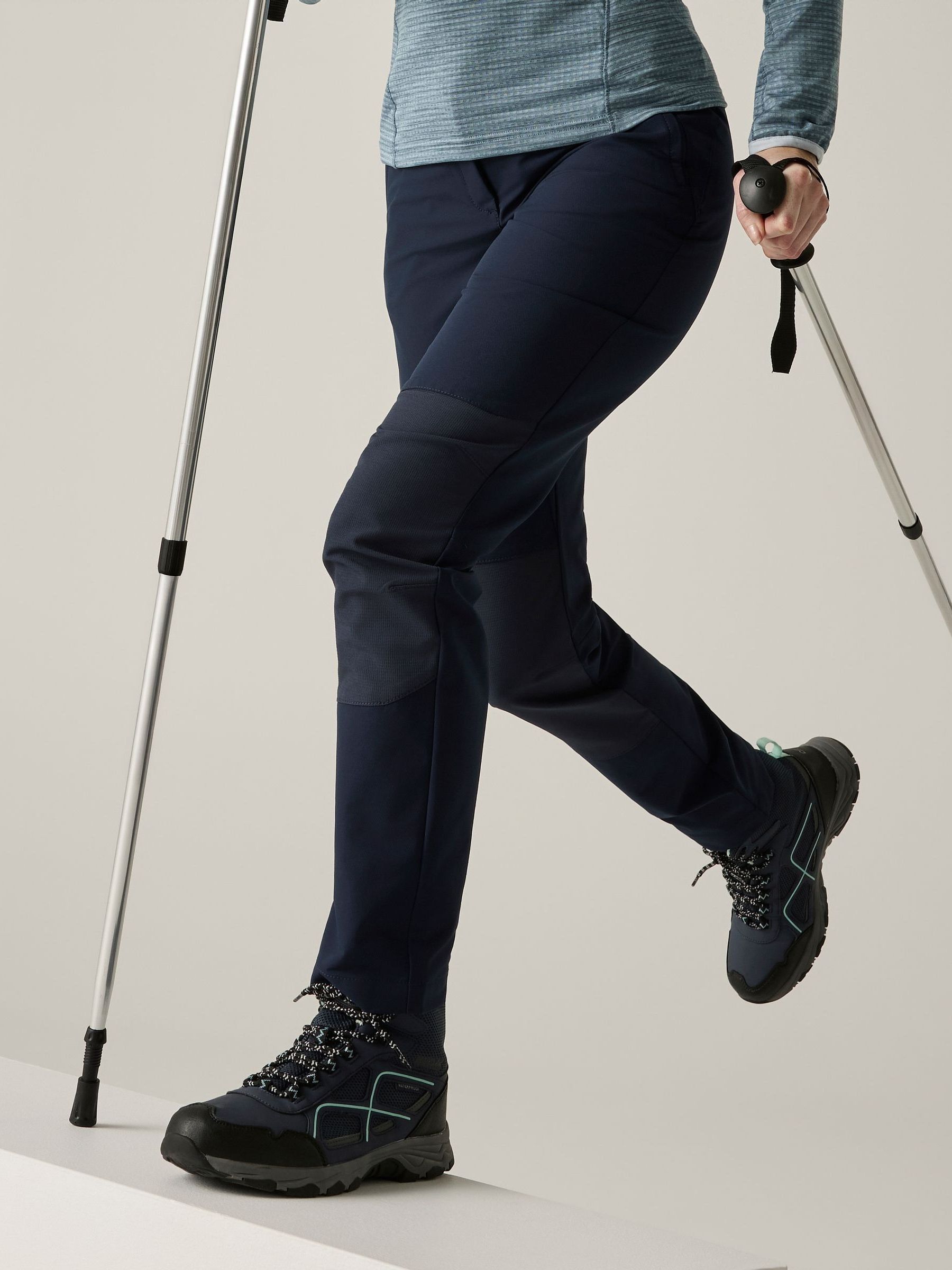 Regatta Women's Bleu Hiking Trousers Questra V - Image 3