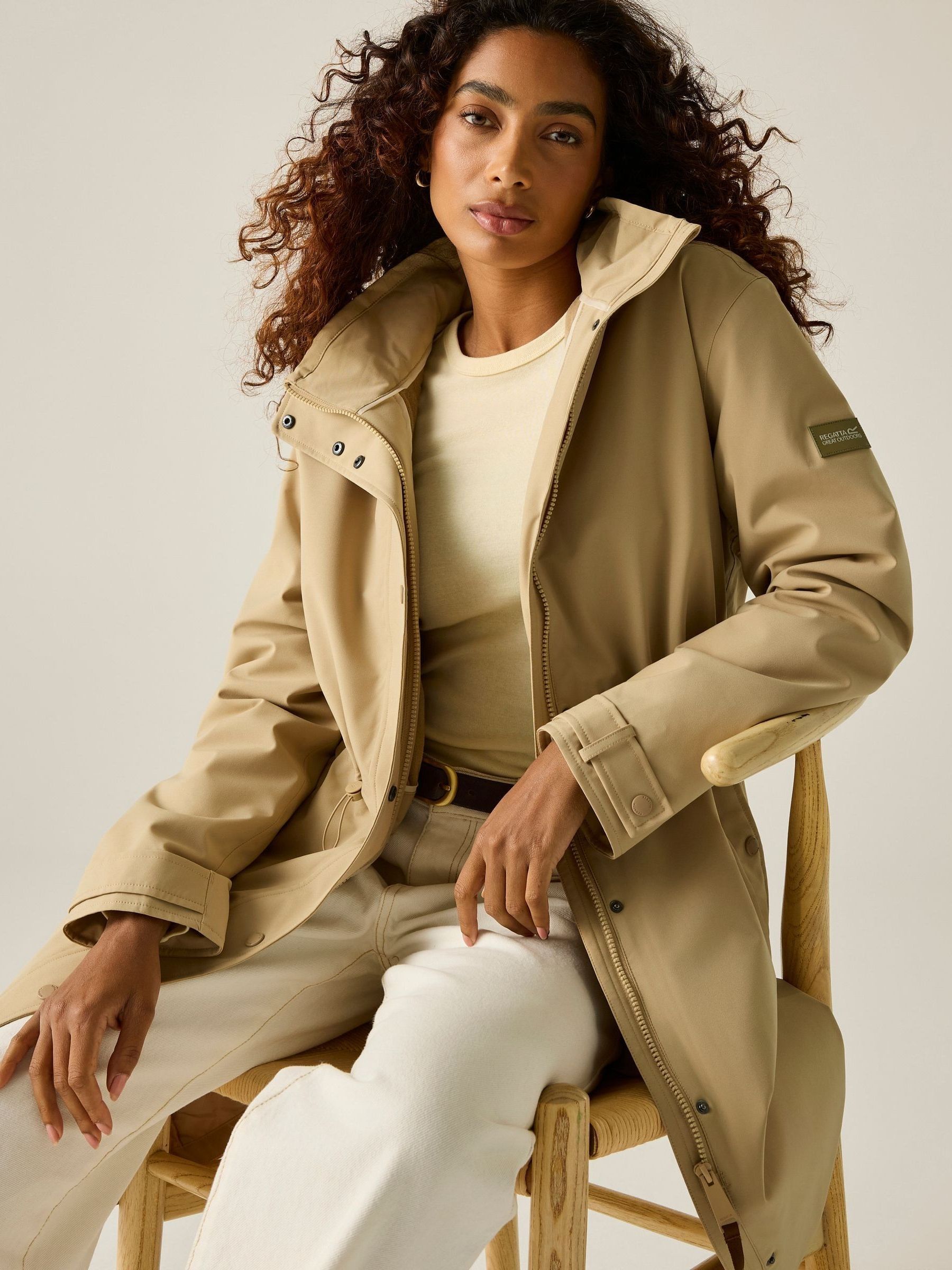 Regatta Women's Yasira Waterproof Jacket Cream Size 20 - Image 5