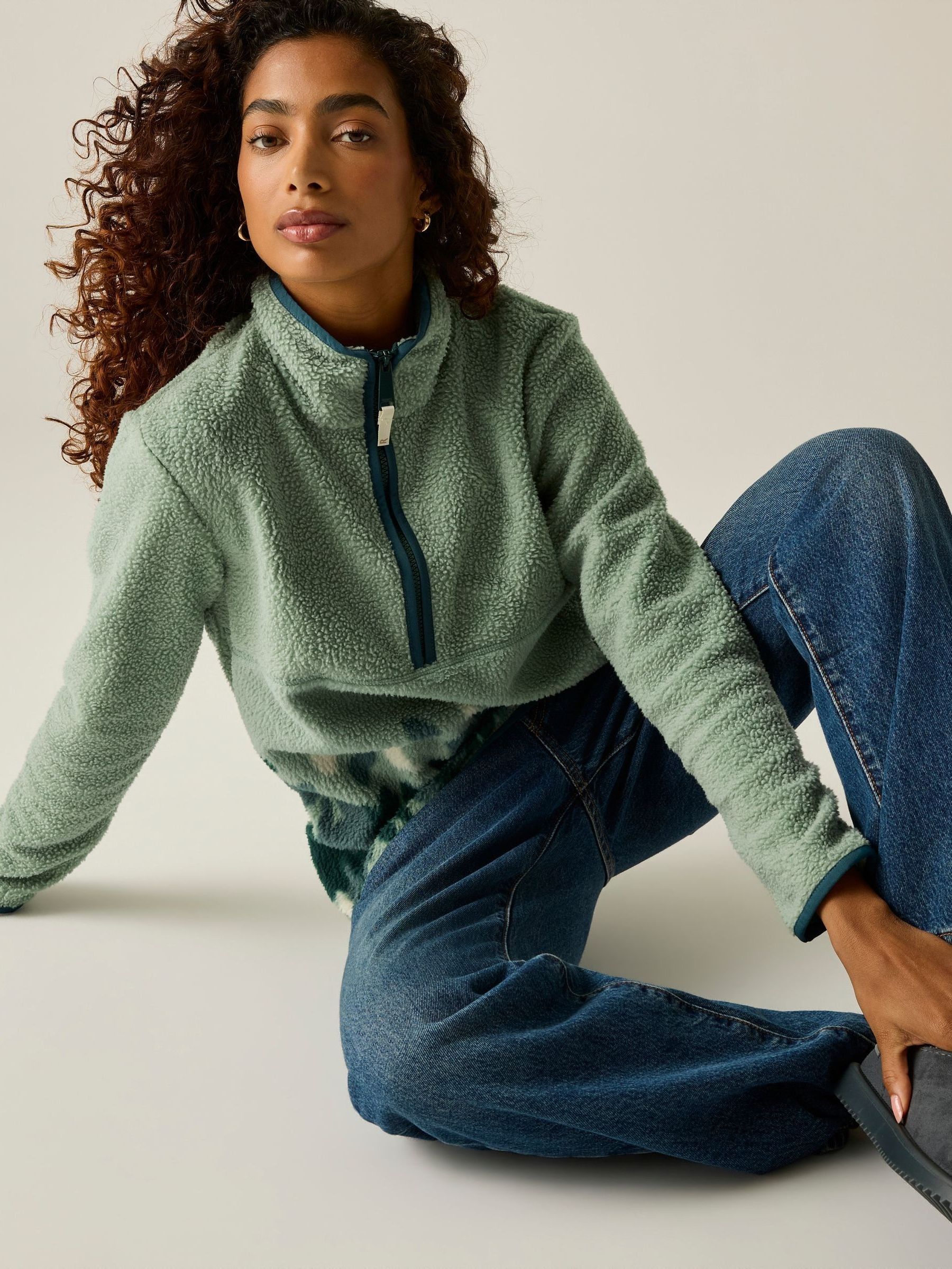 Regatta Women's Cosy Frankie Borg Half Zip Fleece Sweatshirt in Light Green | Size: 20 - Image 6