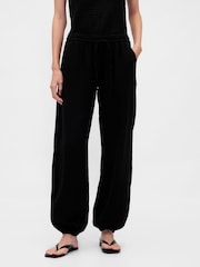 Gap Black Cotton Gauze Barrel Cuffed Trousers - Image 1 of 4