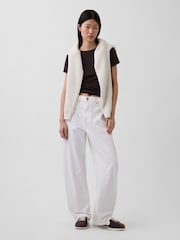 Braun - Gap Modern T-Shirt mit Rundhalsausschnitt - Bild 3 von 3