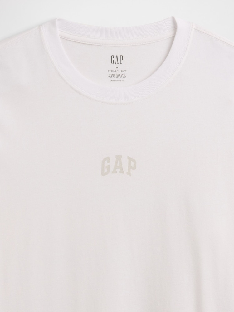 Gap White Everyday Soft Relaxed Mini-Logo T-Shirt - Image 5 of 5
