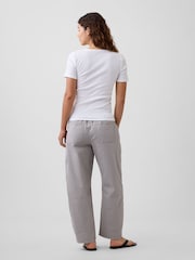 Gap Mid Rise Easy Pull On Barrel Chinos - Image 5 sur 6