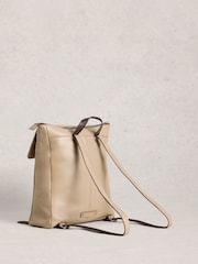 White Stuff Tiggy レザー バックパック - 画像 3 / 4