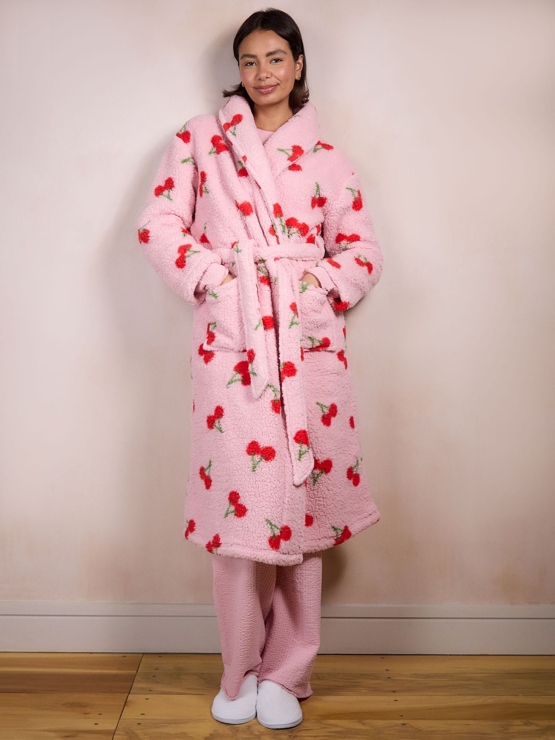 Threadbare Pink Valentines Stripe Borg Dressing Gown