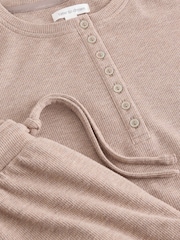 Neutral - Pijama Henley de manga larga de Tela waffle. - Imagen 4 de 4