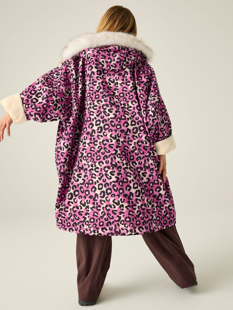 Regatta Pink Junior Waterproof Changing Pro Robe - Image 2 of 11