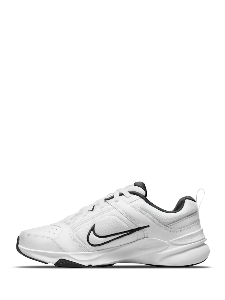 Кросівки для тренажерного залу Nike Defy на весь день - Image 2 of 10 Кросівки для тренажерного залу Nike Defy на весь день - Image 2 of 10
