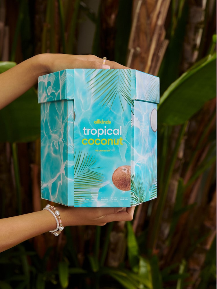 allkinds Tropical Coconut The Ultimate Gift Set (Worth £37) - Image 2 of 9 allkinds Tropical Coconut The Ultimate Gift Set (Worth £37) - Image 2 of 9