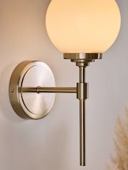 Brass Pair of Brass Weston Wall Lights (Also suitable for use in the bathroom) - Image 3 of 5