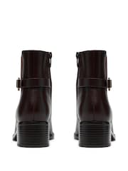 Clarks Wrenn Buckle Boots - Bilde 5 av 6