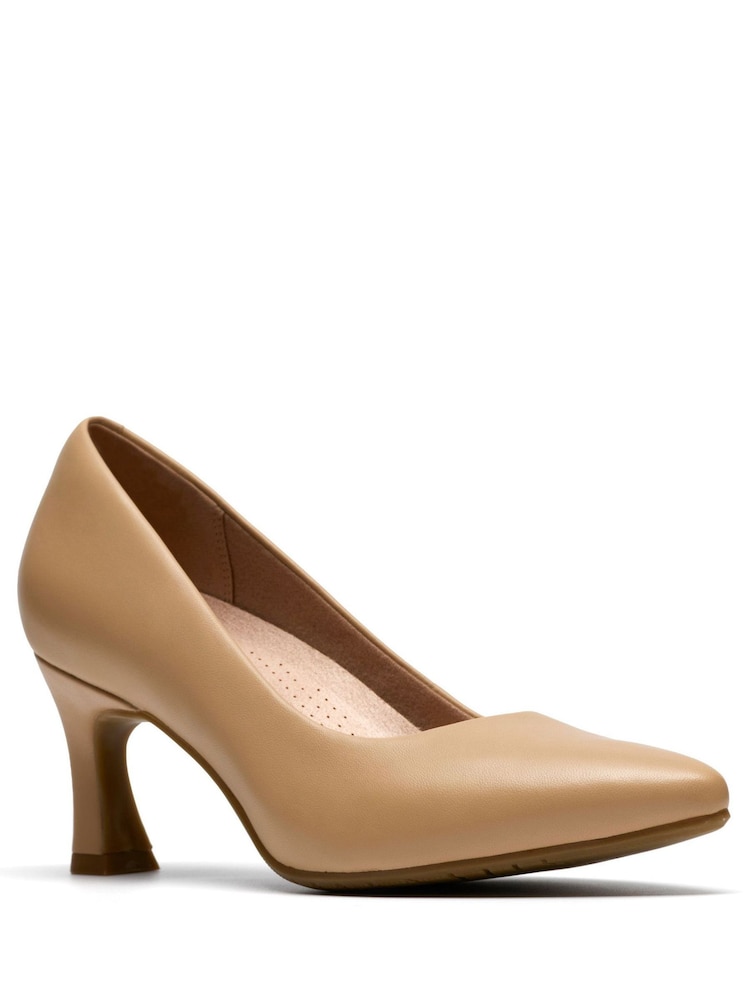 Clarks Cream Tammitha Eve Shoes - Image 6 of 6