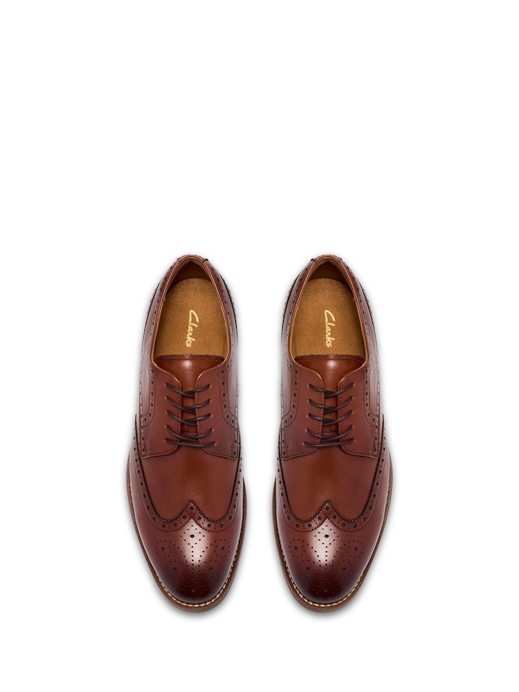 Clarks Brown Bowburn Tip Shoes - Image 6 of 6