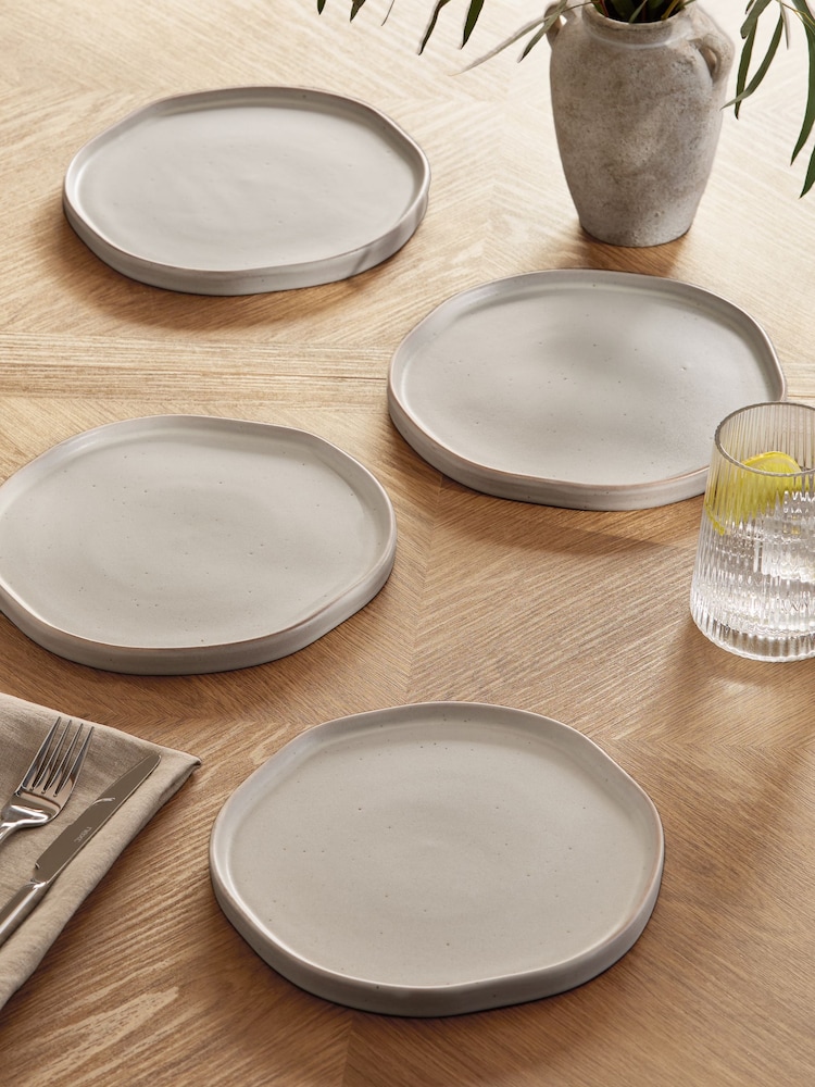 Set of 4 Natural Lana Side Plates - Image 1 of 2 Set of 4 Natural Lana Side Plates - Image 1 of 2
