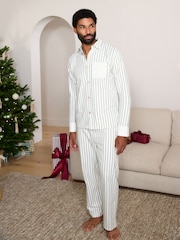 Button through Matching Family Pyjama - صورة 1 من 4
