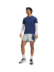 Under Armour Velociti Pro 5英寸跑步短裤 - 4的图像3｝