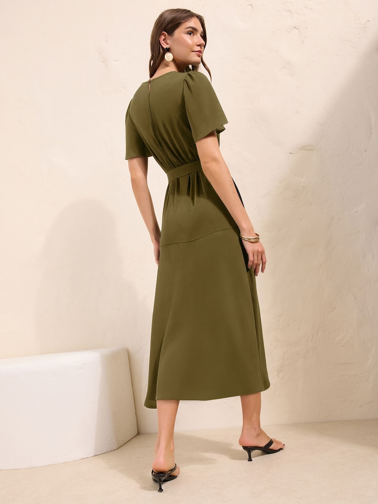 Olivgrün - Friends Like These Short Sleeve Belted Workwear Midi Dress - Bild 4 von 4