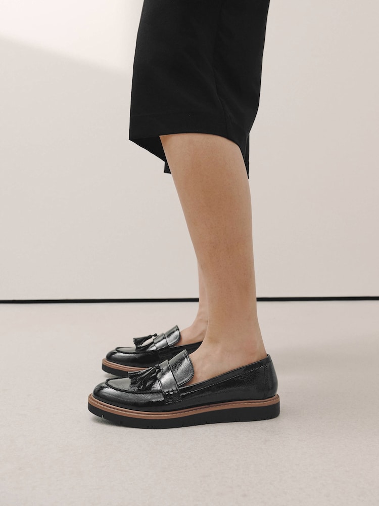 Preto - Mocassins Forever Comfort® com Borlas Grossas - Imagem 2 de 10 Preto - Mocassins Forever Comfort® com Borlas Grossas - Imagem 2 de 10