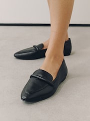 שחור - Forever Comfort® Leather Point Toe Loafers - תמונה 5 מתוך 10