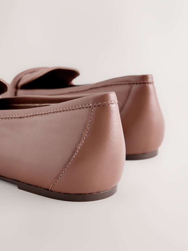 חום בהיר - Forever Comfort® Leather Point Toe Loafers - תמונה 9 מתוך 9