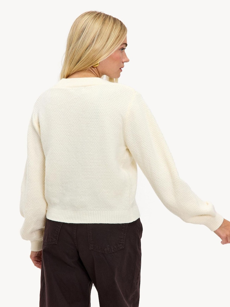 LOAVIES The Cosy Frost White Cardigan - Image 2 of 5 LOAVIES The Cosy Frost White Cardigan - Image 2 of 5