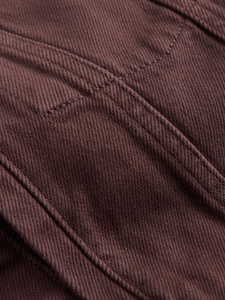 Marrón chocolate - Relaxed Denim Trucker Jacket - Imagen 3 de 3 Marrón chocolate - Relaxed Denim Trucker Jacket - Imagen 3 de 3