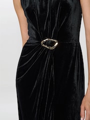 Gina Bacconi Claudine Velvet Black Midi Dress - Image 5 of 7