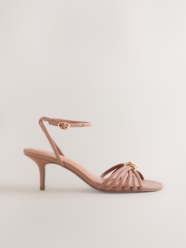 駝色 - Forever Comfort® Heeled Sandals With Hardware - 圖片 1/10