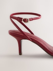 紅色 - Forever Comfort® Heeled Sandals With Hardware - 圖片 3/5