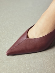 Кість - Forever Comfort® Leather Low Court Heels - Image 2 of 4