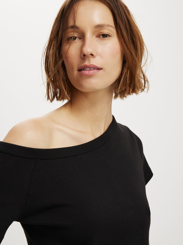 Cotton On Black Arlie Asymmetric Short Sleeve Top - Image 4 of 4 Cotton On Black Arlie Asymmetric Short Sleeve Top - Image 4 of 4