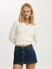 Cotton On croppad kabelstickad tröja med v-ringning - Bild 2 av 4