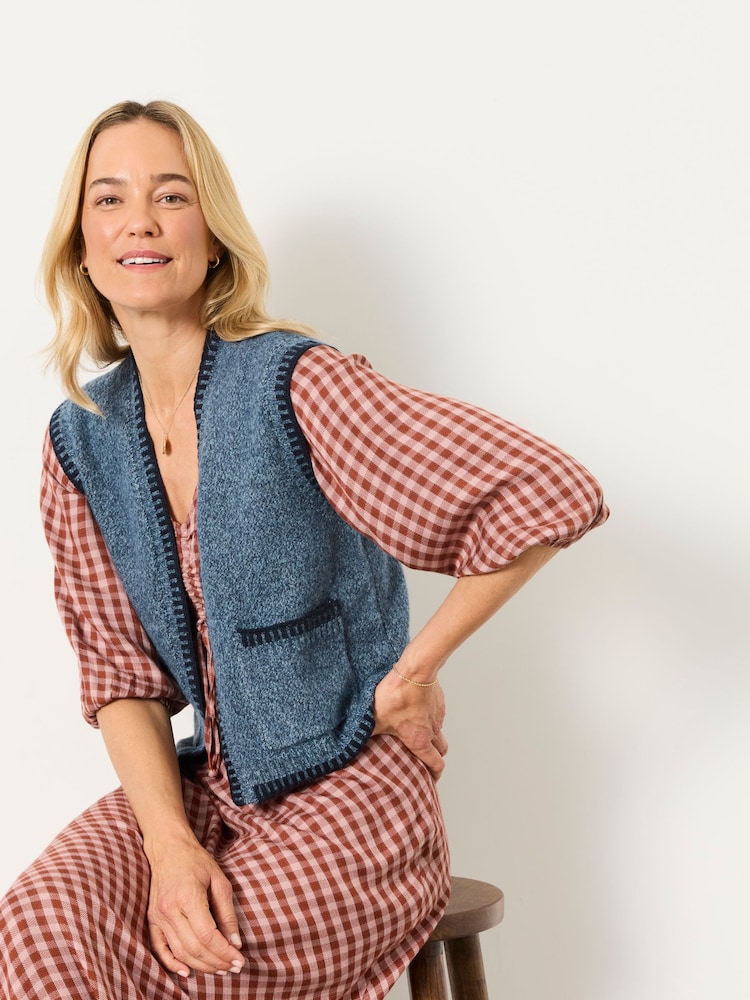 Marine - FatFace Knitted Edge to Edge Sleeveless Cardigan - Bild 1 von 6
