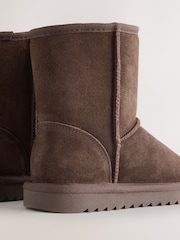 Schokoladenbraun - Hohe Wildlederschuhe zum Reinschlüpfen - Bild 3 von 5