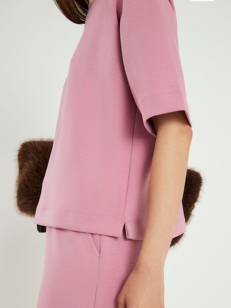 تيشرت فاخر بقصّة واسعة وبكُم قصير من River Island - صورة 3 من 3