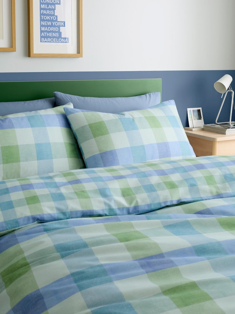 طقم غطاء لحاف بنقشة مربعات Block Check سهل العناية من Fusion - Image 2 of 4