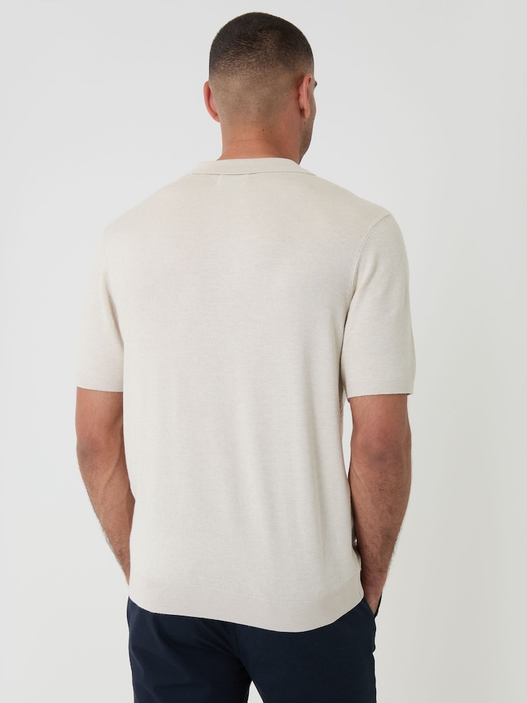 Crema - Threadbare Textured Knit Front Trophy Neck Polo Shirt - Imagen 2 de 6