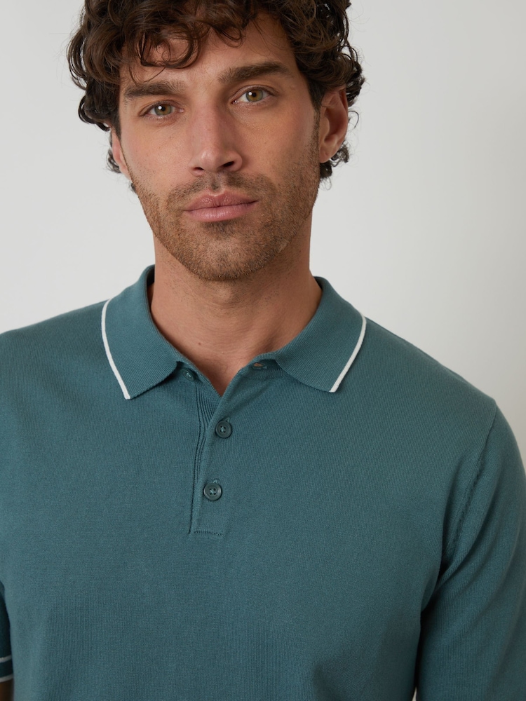 Threadbare Green Knitted Short Sleeve Polo Shirt - Image 1 of 4 Threadbare Green Knitted Short Sleeve Polo Shirt - Image 1 of 4