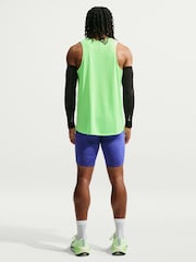 Nike Green Stride Aero-FIT Running Vest - Image 2 of 5