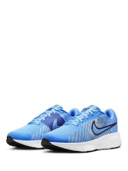 Estilo universitario en azul - Zapatillas para correr Run Defy Road de Nike - Imagen 5 de 10