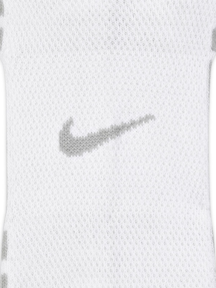 Nike White Everyday Elevated Sport Crew Socks 3 Pack - Image 4 of 4 Nike White Everyday Elevated Sport Crew Socks 3 Pack - Image 4 of 4