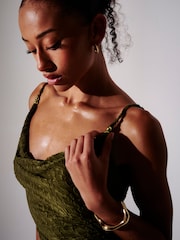 South Beach Texturiertes Maxikleid mit Wasserfallausschnitt - Bild 3 von 5